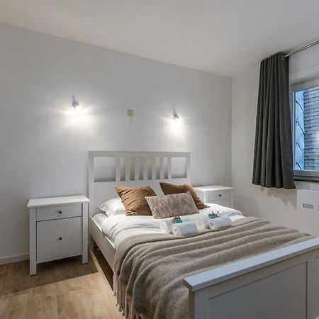 Huswell - Enjoyable Apartment With Sea View De Haan Exteriör bild