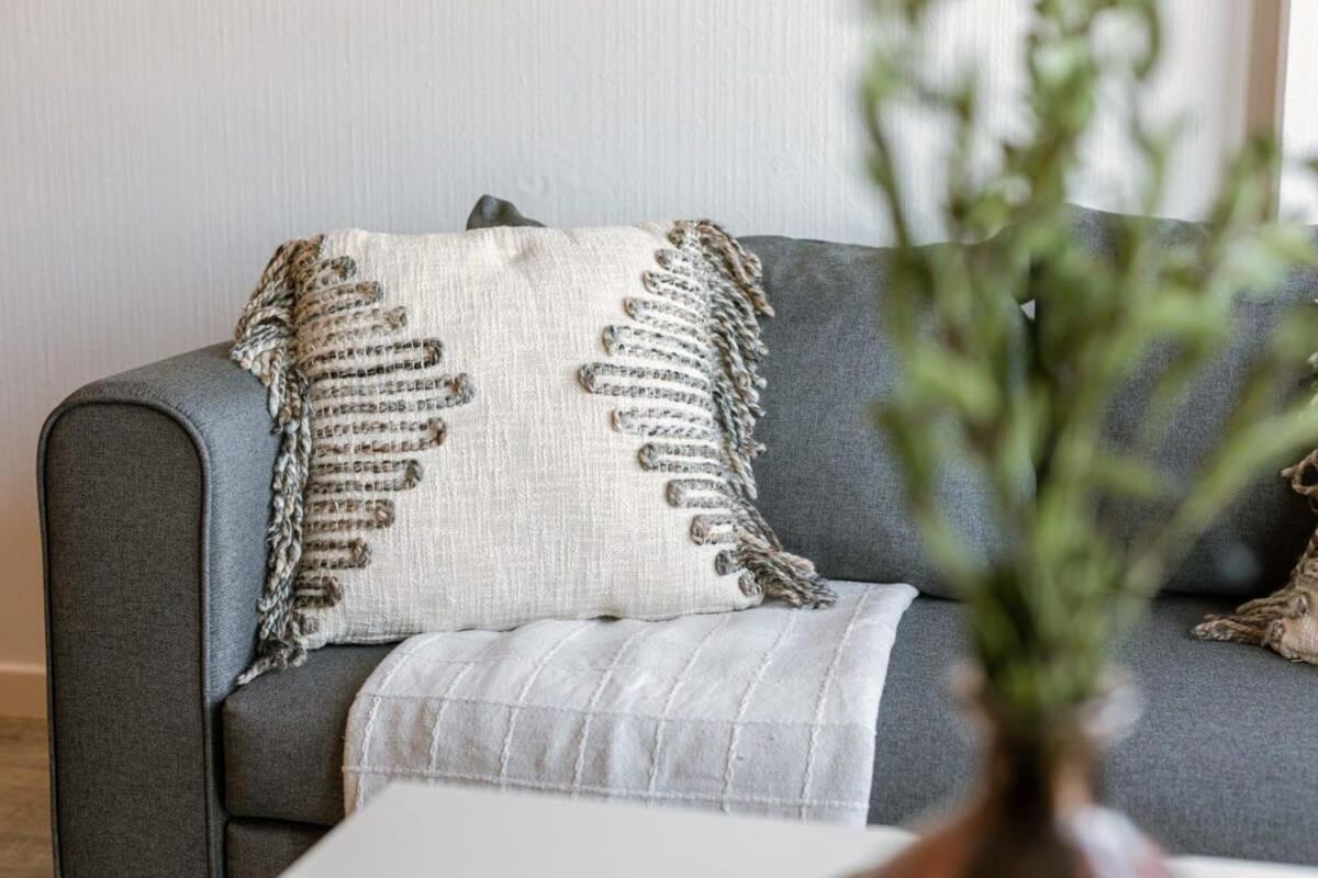 Huswell - Enjoyable Apartment With Sea View De Haan Exteriör bild