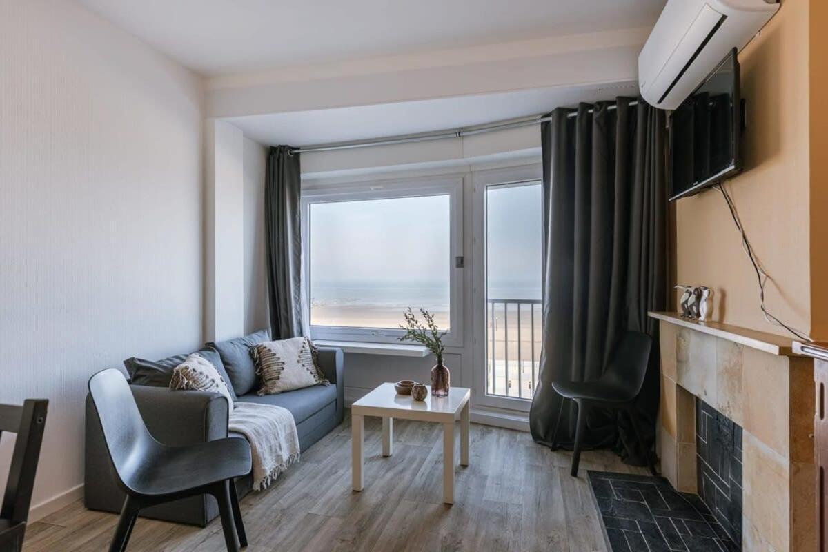 Huswell - Enjoyable Apartment With Sea View De Haan Exteriör bild